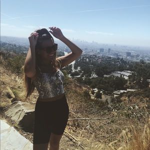 Meet your Posher, Danielle